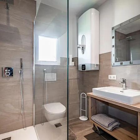 Erwin-2 By Interhome Kirchberg in Tirol